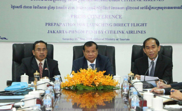 Direct flights between Cambodia-Indonesia to resume next month after an interruption  of nearly 50 years