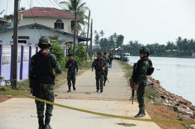 Thai army probe says rebel suspect could have been suffocated