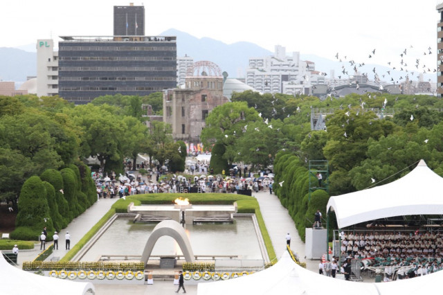 Japan urged to sign UN nuke ban on Hiroshima anniversary