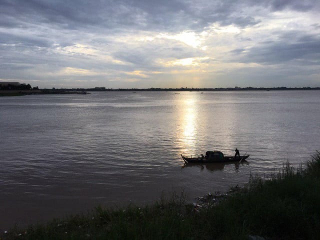 Water outflow from Chinese dam to fall again next week