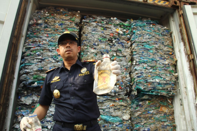  Indonesia returning hundreds of containers of waste to West