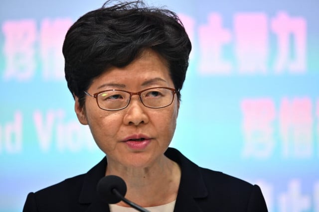 Hong Kong leader announces ban on protester face masks