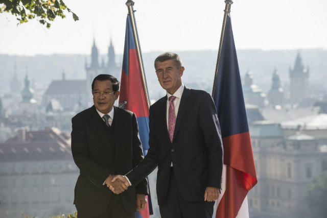 Cambodia and the Czech Republic Sign Agreements on Health and Trade