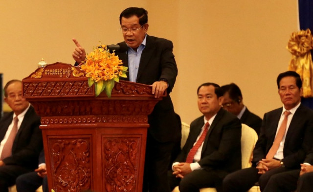Prime Minister Hun Sen is Considering Beating as Sentence for Littering