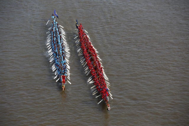 Annual water festival kicks off