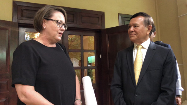 Australia Urges Cambodia to Handle Kem Sokha's Court Case Fairly  