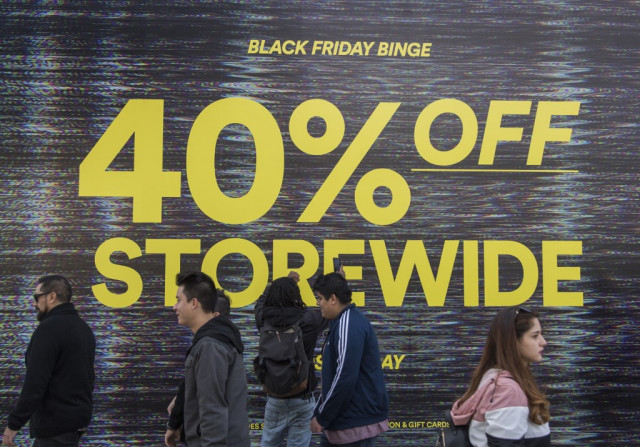 US online Black Friday sales hit record $7.4 bn