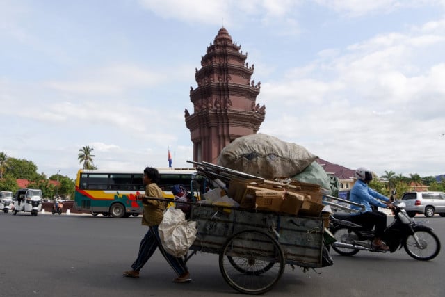 IMF says Cambodia remains at low risk of external debt distress