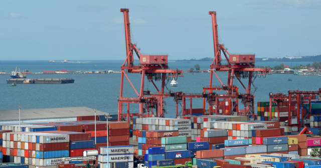 Cambodia's 2 largest ports see remarkable rise in revenue last year