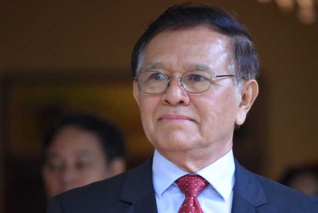 Court says about 30 allowed to witness Kem Sokha’s trial
