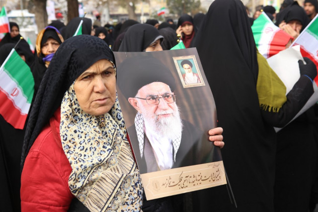 Khamenei downplays protests, says Iran foes exploiting plane tragedy