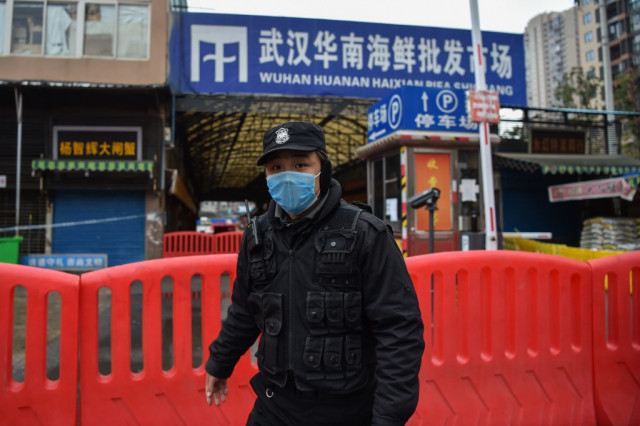 China virus toll jumps to 25 dead with 830 confirmed cases: gov’t