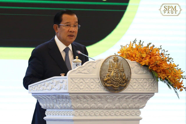 Hun Sen Says Cambodia Comes First in International Negotiations
