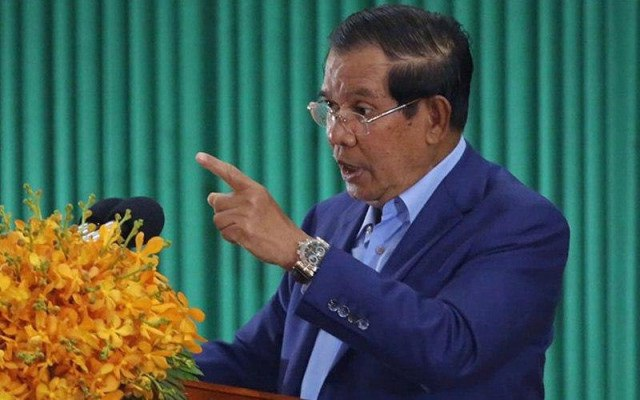 Women’s Rights Advocates Call on Hun Sen Not to Punish Women due to their Clothes Online