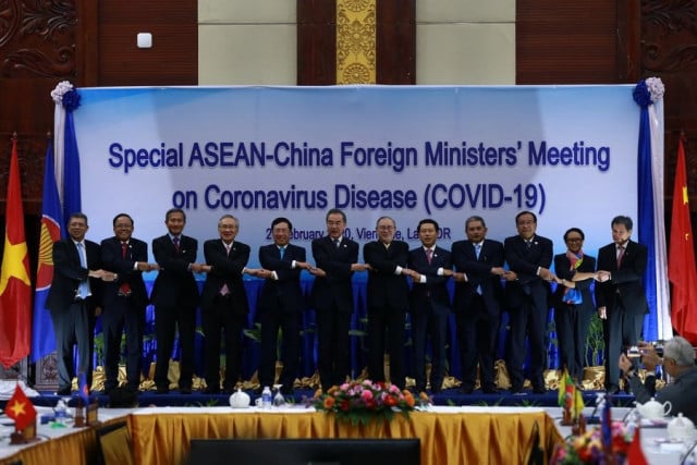 China, ASEAN to step up cooperation in fighting COVID-19