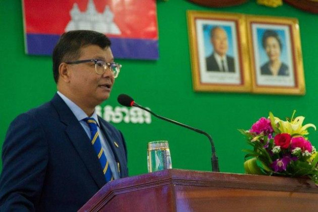Cambodian Schools Close in Bid to Contain COVID-19 Outbreak