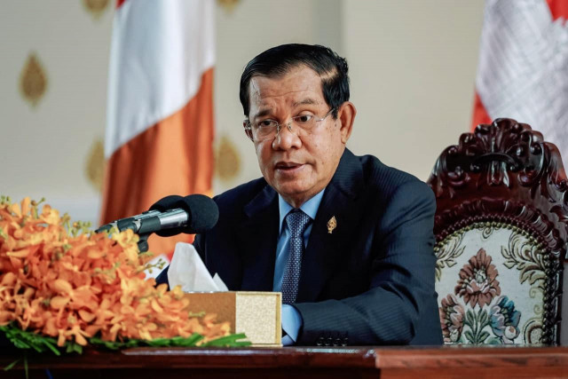 Do Not Force Government Officials to Donate Salaries: Hun Sen