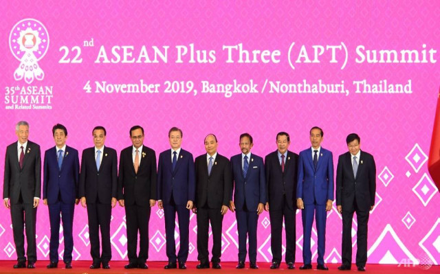 ASEAN+3 leaders' meeting on COVID-19 shows joint resolve against pandemic, experts say