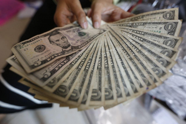  Small US Dollar Bills to Go Out of Circulation in Cambodia in Three Months 