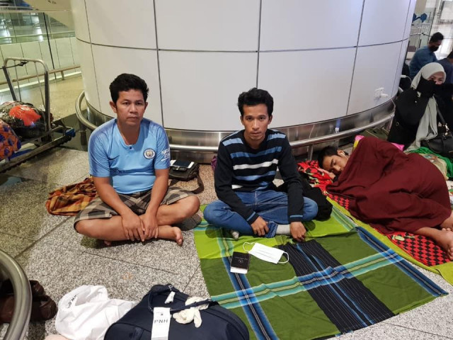 Cambodians Stranded in Malaysia Finally Able to Fly Home