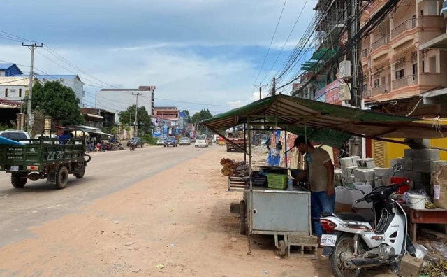 Sihanoukville Authorities Bow to Public Pressure, Reverse Street Vendor Ban