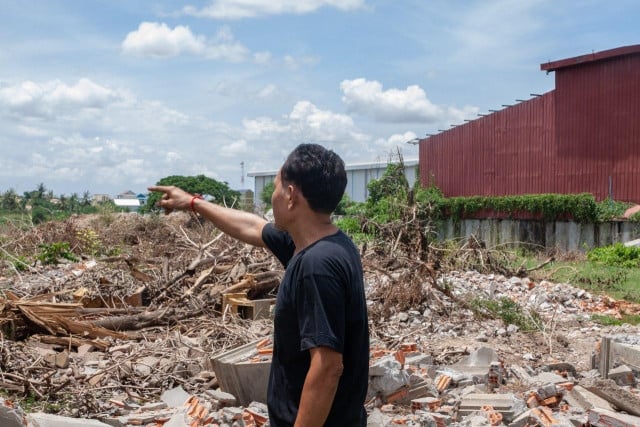 Community Under Siege: Fighting Eviction in Phnom Penh