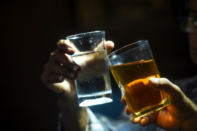 Prohibiting Alcohol for Those under 21: Is It Really Reasonable?