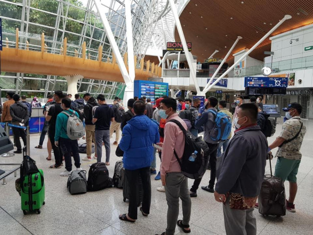 Cambodians Are Repatriated to the Country from Russia and Egypt via Malaysia 