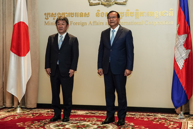 Cambodia and Japan Foreign Ministers Agree to Bolster Bilateral Ties 