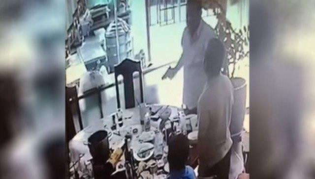  Counter-Terrorism Bureau Chief Suspended for Pulling his Gun in a Restaurant