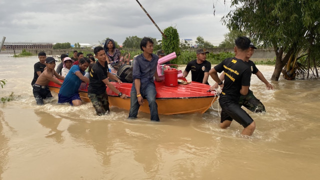 The US Pledges $100,000 in Aid to Help Cambodia Deal with Floods