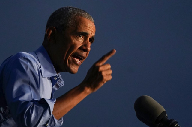 Obama warns against complacency over Biden poll lead
