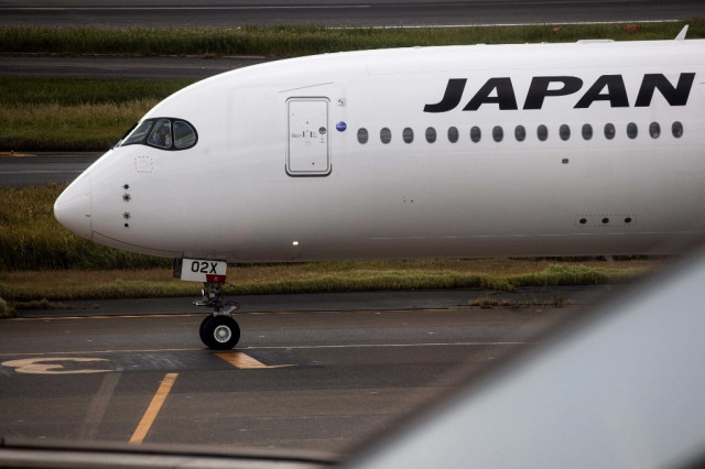 Japan Airlines forecasts over $2.3 bn annual net loss