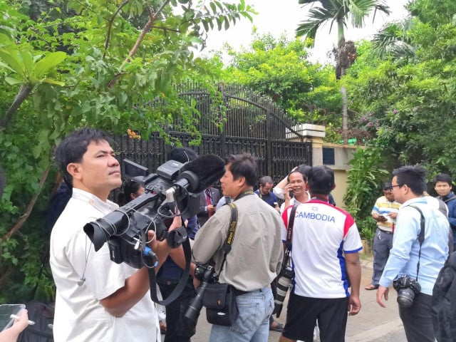 International and National NGOs Ask the Cambodian Government to Stop Press Repression