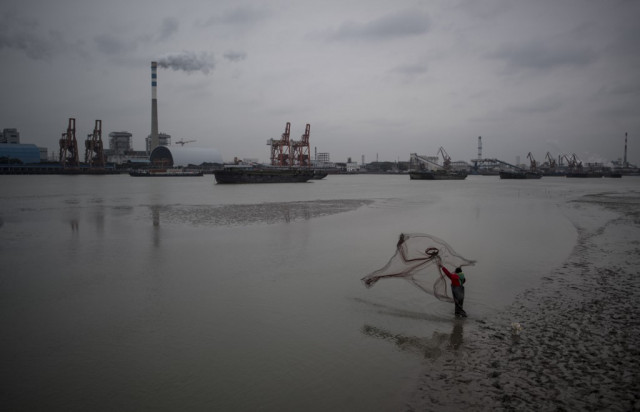 China to launch carbon emissions trading scheme next month