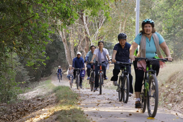 Apsara National Authority Inaugurates a Kilometers-Long Bicycle Trail in Angkor Park