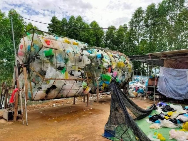 Local Recycling Firm Committed to Helping Battambang Province Reducing Plastic Waste