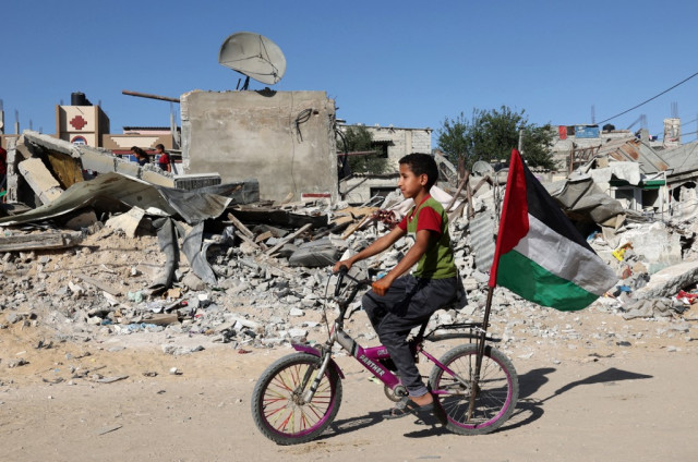 Israel's attacks on Gaza may constitute 'war crimes': UN rights chief