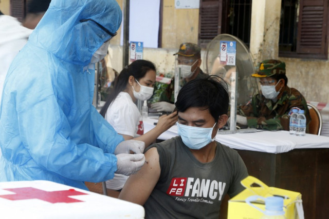 Chinese vaccines help Cambodia fight against COVID-19