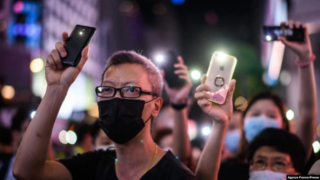 Hong Kong SIM Registration Law Raises Privacy Concerns