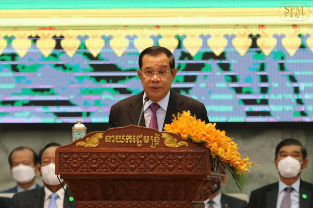 PM Hun Sen Urges Land Management Ministry to Address Land Disputes