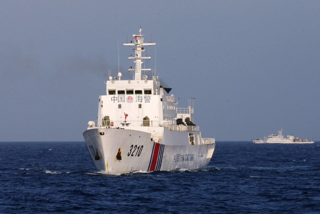 Philippines accuses Chinese vessels of firing water cannon at its boats