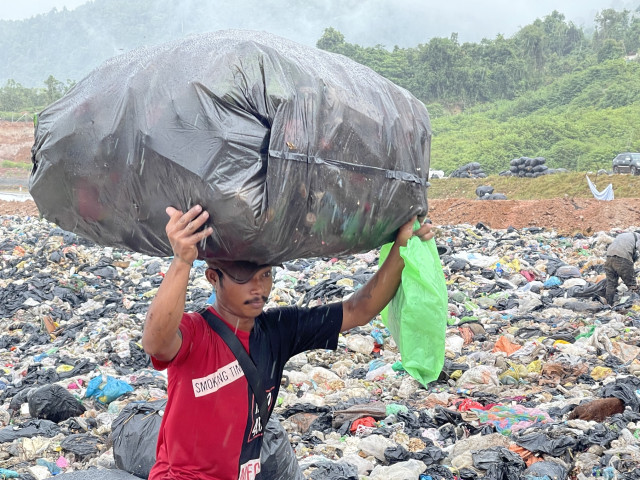 “Plastic Reduction Campaign" Competition Is Launched in Cambodia