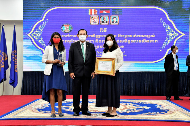 Just Good Refills Wins Silver for Single-Use Plastic Reduction Innovation at Cambodia’s First Green Industry Award