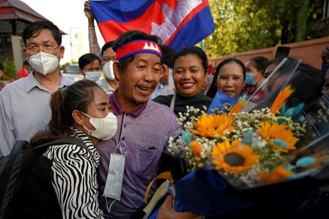 Court Refuses Rong Chhun’s Bid for Treatment in Thailand