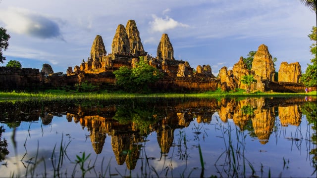 Pre Rup temple: The Biggest Brick Structure of the Angkorian Era