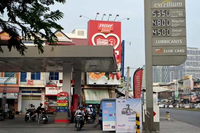PM Asks for Understanding on Gasoline Prices