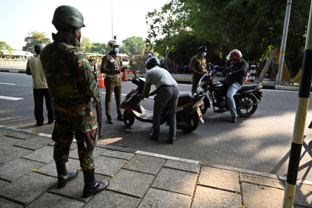 Sri Lanka protesters defy curfew after social media shutdown