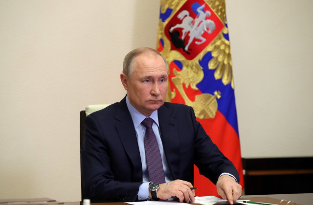 CIA warns desperate Putin poses nuclear threat