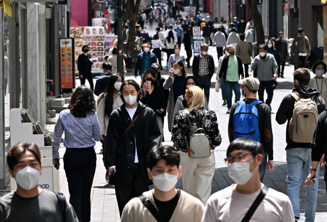 South Korea to end outdoor mask mandate